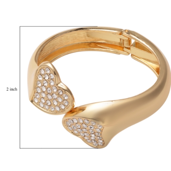 AUSTRIAN CRYSTAL HEART SHAPED BANGLE/CUFF BRACELET. FITS ALL SIZED WRISTS. - Picture 2 of 3
